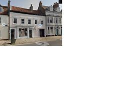 Apartment22. A Stylish And Spacious Apartment In The Heart Of Historic Market Town Of Beverley.